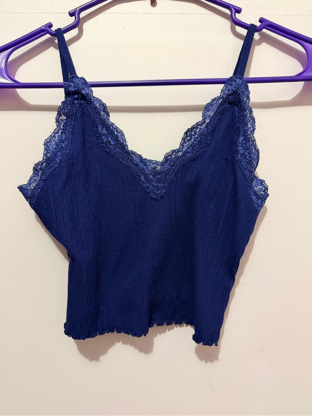 XS | Hollister Navy Blue Ribbed Lace Trim Cami - Picture 3 of 4